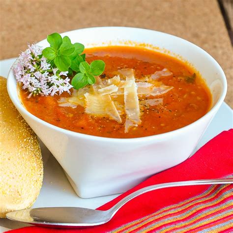 chunky-fresh-tomato-oregano-soup-a-healthy image