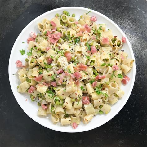 ditali-lisci-pasta-with-prosciutto-and-peas-all-day-i-eat image