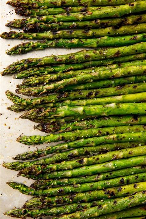 best-grilled-asparagus-recipe-how-to-grill-asparagus image