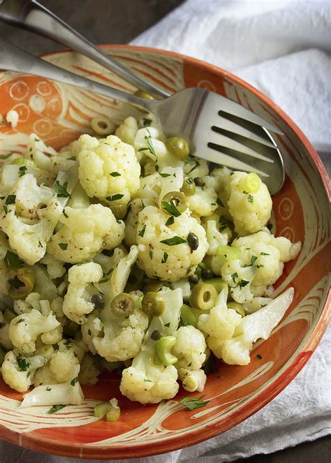 cold-cauliflower-salad-with-green-olives-and-capers image