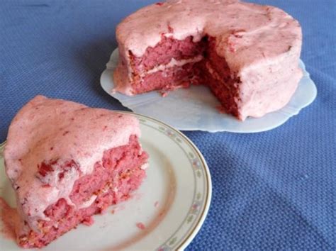 mama-sewards-strawberry-cake-best-cooking image