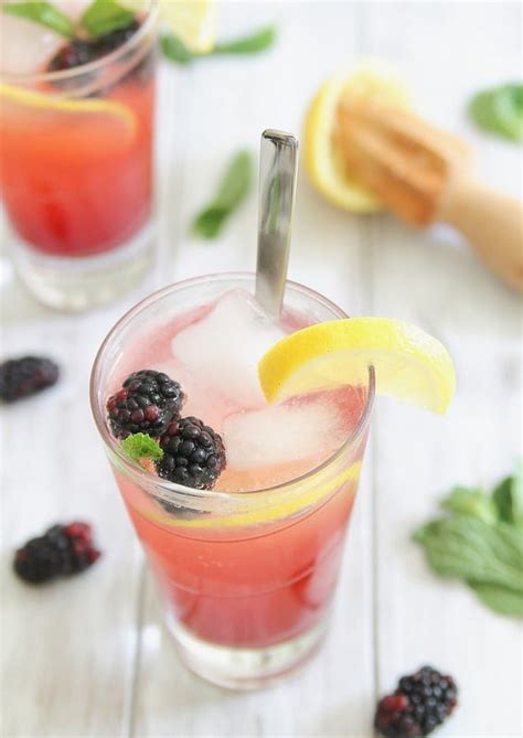 blackberry-mocktail-simple-blackberry-lemon-mocktail image