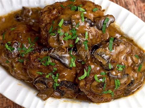 slow-cooker-chopped-steak-with-onion-mushroom image
