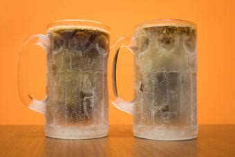 root-beer-floats-with-baileys-irish-cream-lovetoknow image
