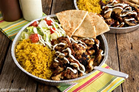 halal-cart-style-chicken-and-rice-with-white-yogurt-sauce image