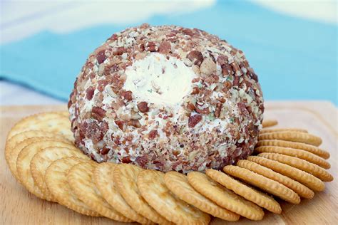 blue-cheese-ball-with-bacon-kitchen-divas image