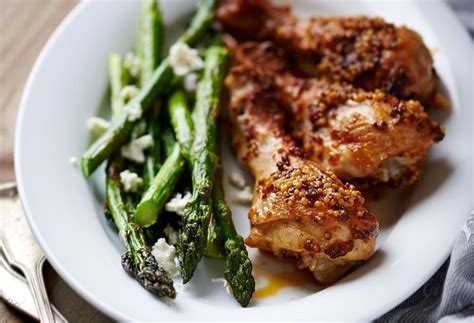 honey-mustard-drumsticks-with-asparagus-thats-life image