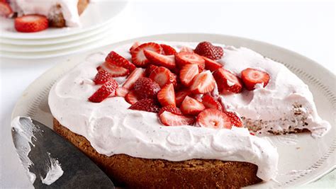 strawberry-hazelnut-torte-recipe-finecooking image