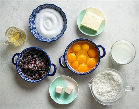 traditional-polish-easter-babka-cake-recipe-polonist image