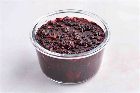 agua-de-jamaica-hibiscus-tea-recipe-the-spruce-eats image
