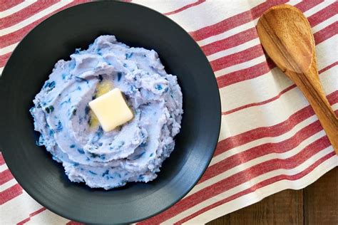 blue-mashed-potatoes-norecipes-elevating image