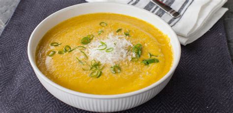 spiced-curry-pumpkin-soup-with-leeks-sonima image