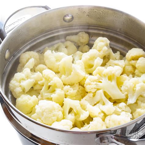 mashed-cauliflower-recipe-easy-creamy image