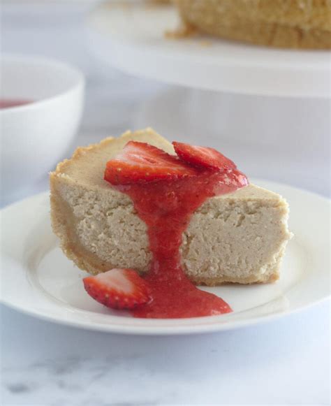 olive-garden-sicilian-cheesecake-with-strawberry image