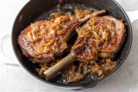 veal-steaks-recipe-with-caramelized-onions-the image