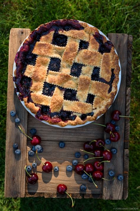 classic-cherry-blueberry-pie-fork-knife-swoon image