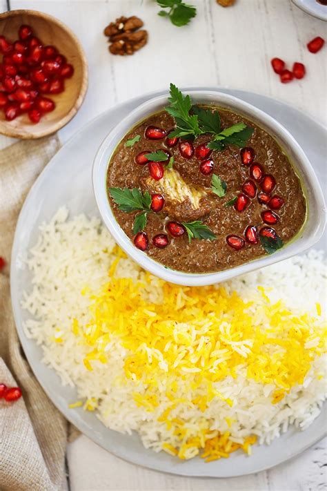 fesenjan-recipe-persian-walnut-stew-yummynotes image