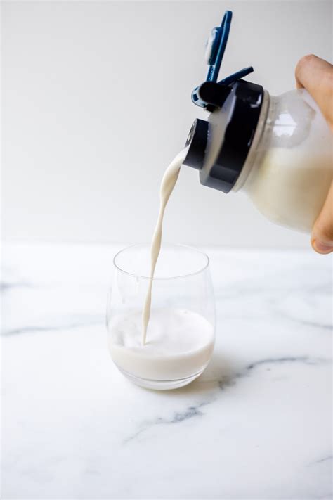 5-minute-cashew-milk-no-soak-real-food-whole-life image
