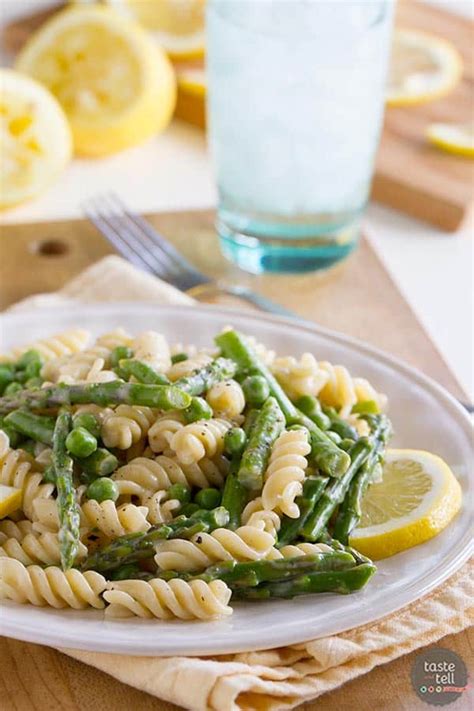 lemon-cream-sauce-pasta-with-asparagus-and-peas image