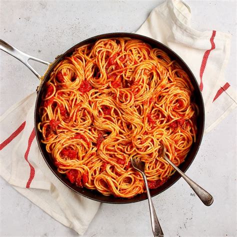best-anchovy-pasta-how-to-make-tomato-anchovy image