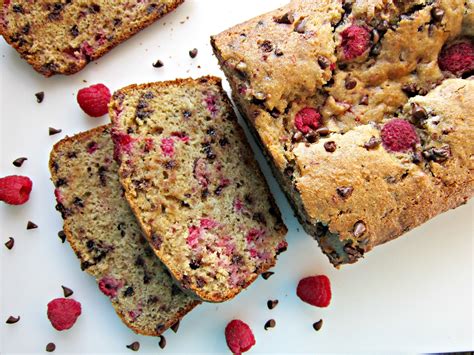 raspberry-dark-chocolate-banana-bread-sweet image
