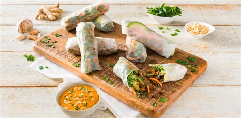 chicken-and-vegetable-rice-paper-rolls-chickenca image