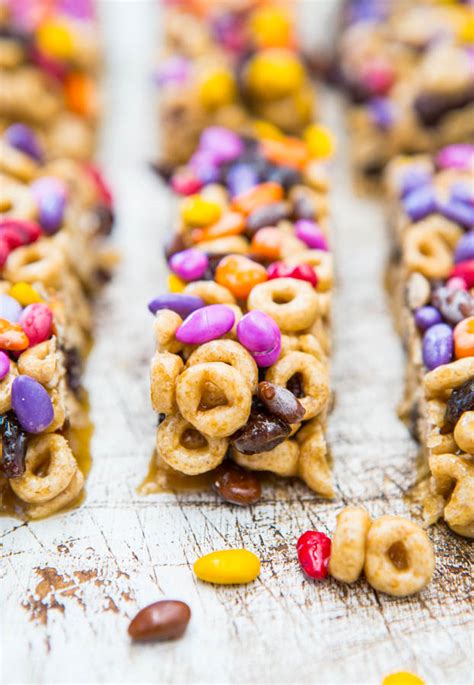 no-bake-honey-nut-cheerios-snack-bars-averie-cooks image