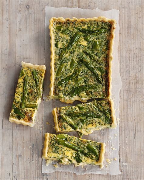 asparagus-and-hollandaise-tart-recipe-delicious image