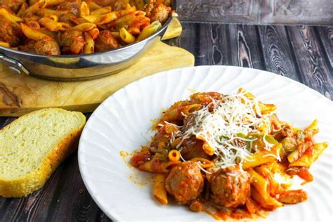 italian-sausage-and-peppers-mostaccioli-one-skillet image