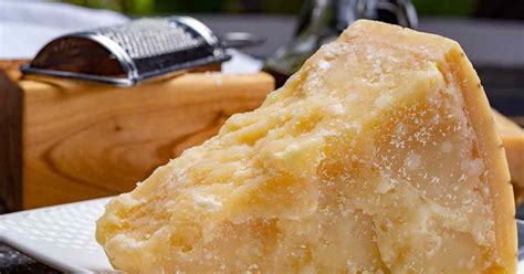 9-health-benefits-of-parmesan-cheese-and-full-nutrition image