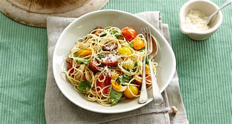 medley-tomato-basil-spaghettini-thats-life image