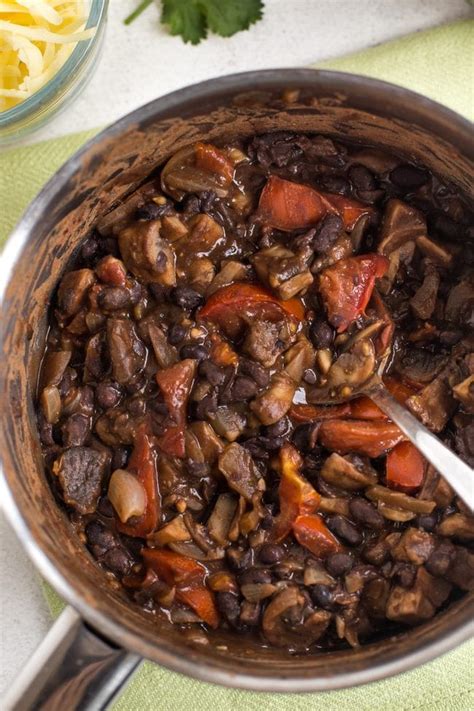 mushroom-and-black-bean-chilli-easy-cheesy-vegetarian image