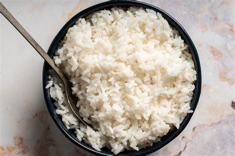 simple-white-rice-arroz-blanco-recipe-the-spruce-eats image