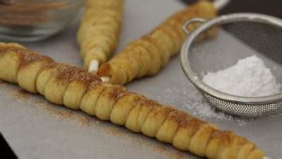 churros-on-a-stick-recipe-recipegoldminecom image