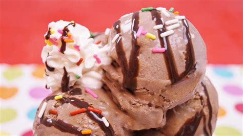 easy-chocolate-ice-cream-no-ice-cream-maker image