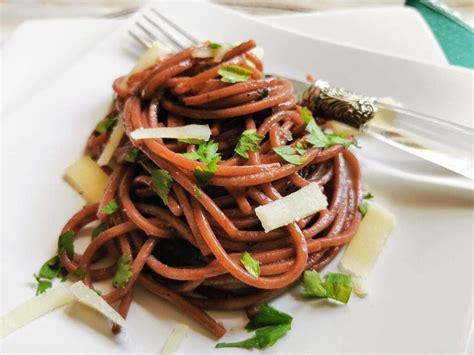 drunken-spaghetti-recipe-red-wine-pasta-the-pasta image
