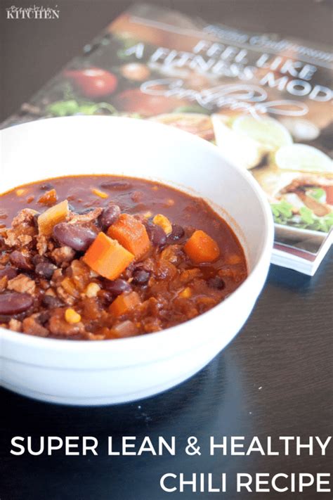 super-lean-chili-recipe-from-feel-like-a-fitness-model image