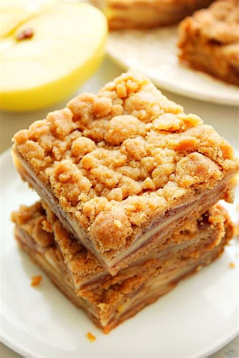 easy-apple-pie-bars-crunchy-creamy-sweet image