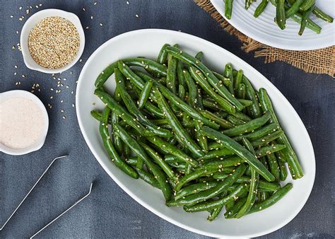organic-honey-sesame-green-beans-manns-fresh image