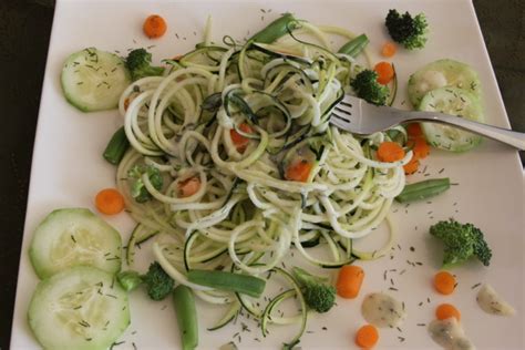 raw-pasta-salad-with-creamy-lemon-herb-dressing image