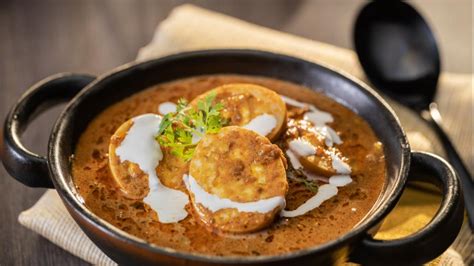 malabar-egg-curry-recipe-how-to-make-tasty-make image