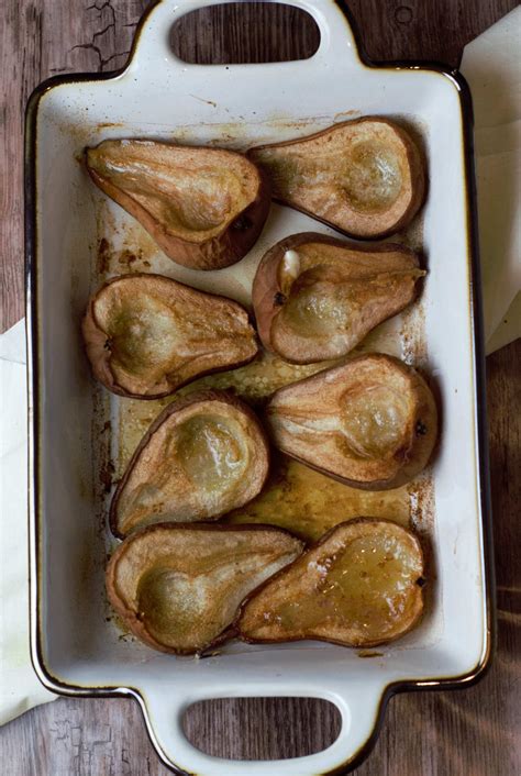 simple-cinnamon-baked-pears-delicious-by-design image