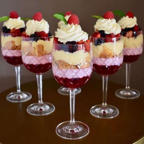 mini-trifles-christmas-recipe-cooking-with-nana-ling image