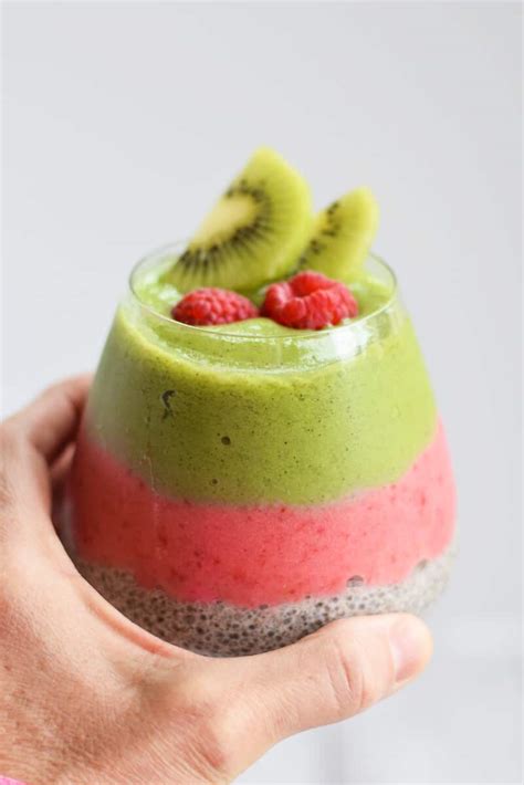 kiwi-and-raspberry-chia-pudding-seasonal-cravings image