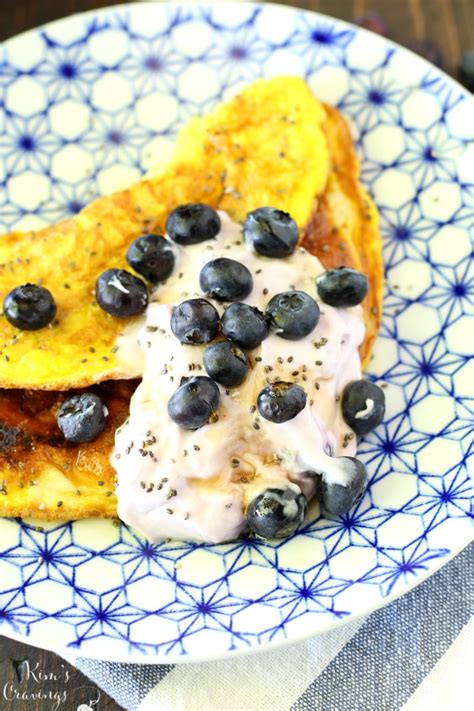 sweet-omelet-with-greek-yogurt-and-blueberries image