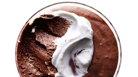 the-last-minute-chocolate-mousse-recipe-that-has image