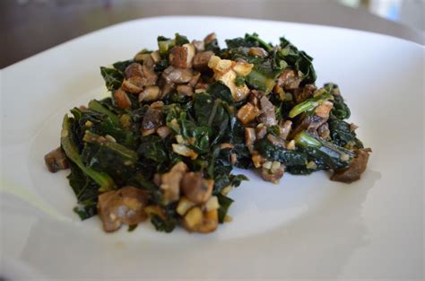 eat-to-live-simple-sauteed-kale-hello-nutritarian image