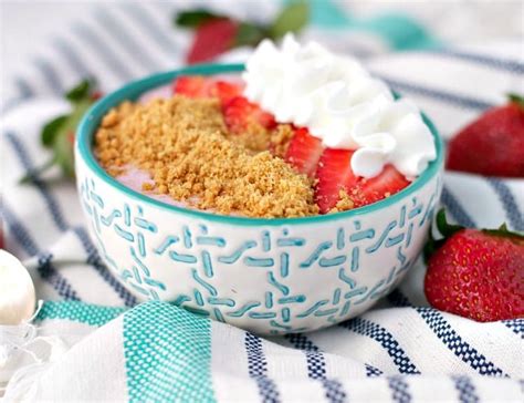 strawberry-cheesecake-smoothie-bowl-the-seasoned image