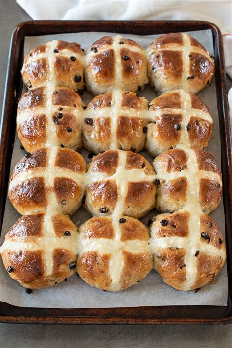 hot-cross-buns-culinary-ginger image