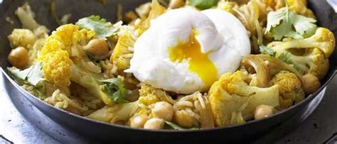 cauliflower-pilaf-recipe-with-chickpeas-and-poached image